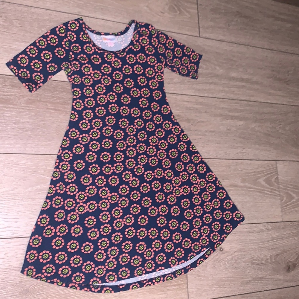 • LulaRoe • comfy swing dress